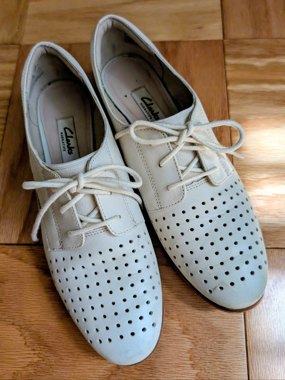 Clarks Hotel Molly Off-White Perforated Lace-Up Oxfords